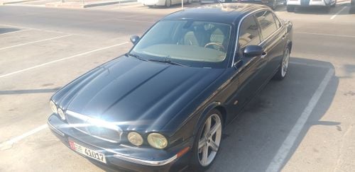 Jaguar XJ8 GCC Jaguar XJ8 Sovereign