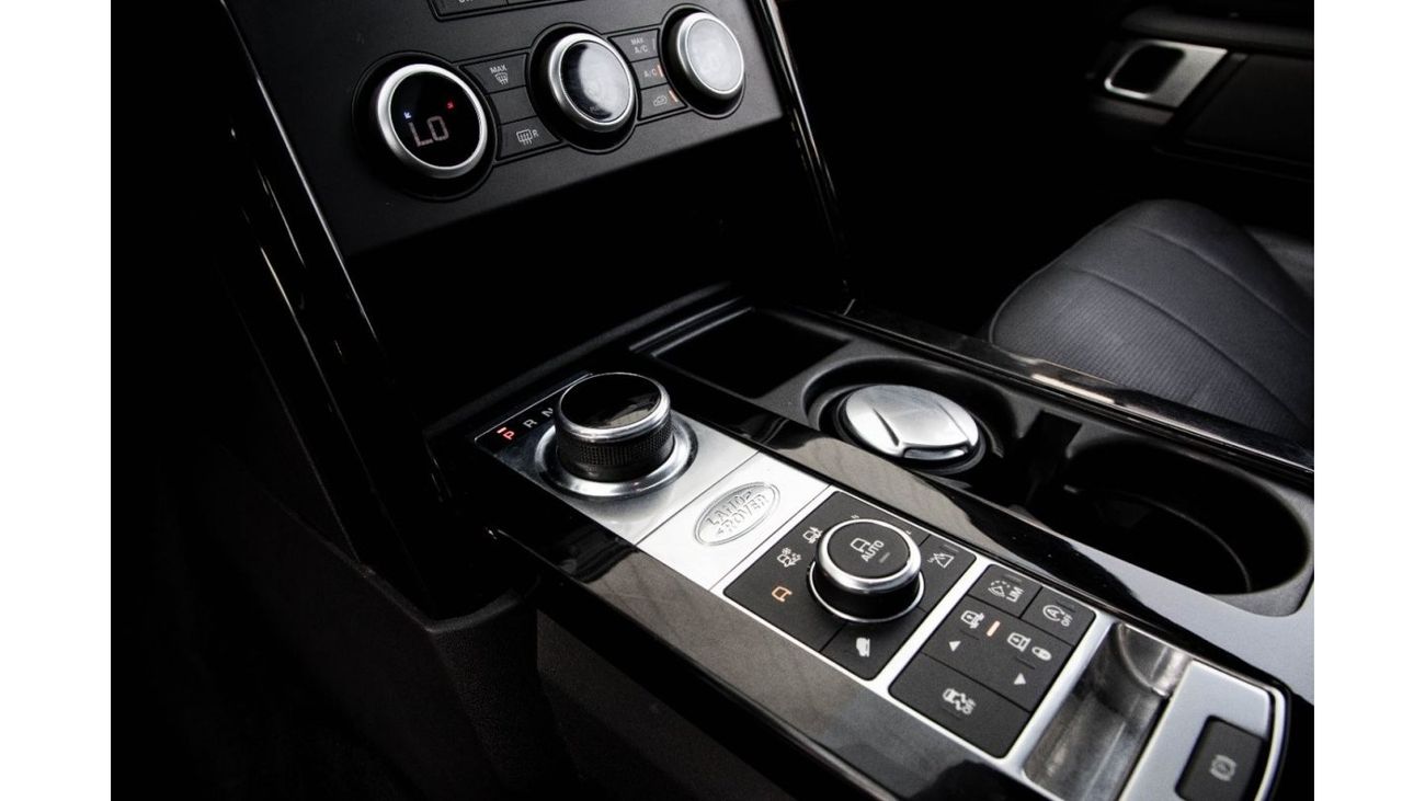 Land Rover Discovery SE | 2,154 P.M  | 0% Downpayment | Under Warranty!