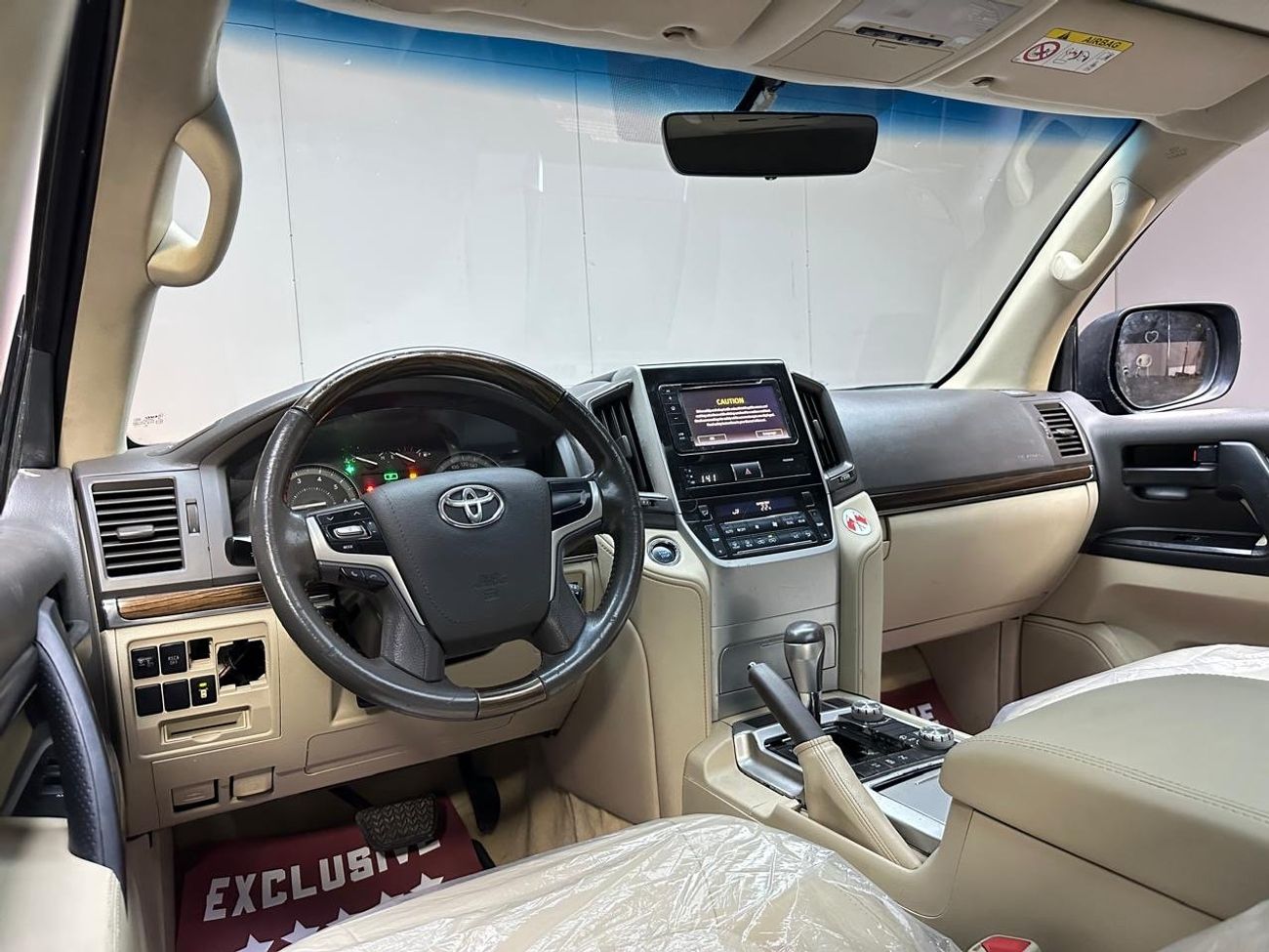 Toyota Land Cruiser VXR 4.6L 4WD