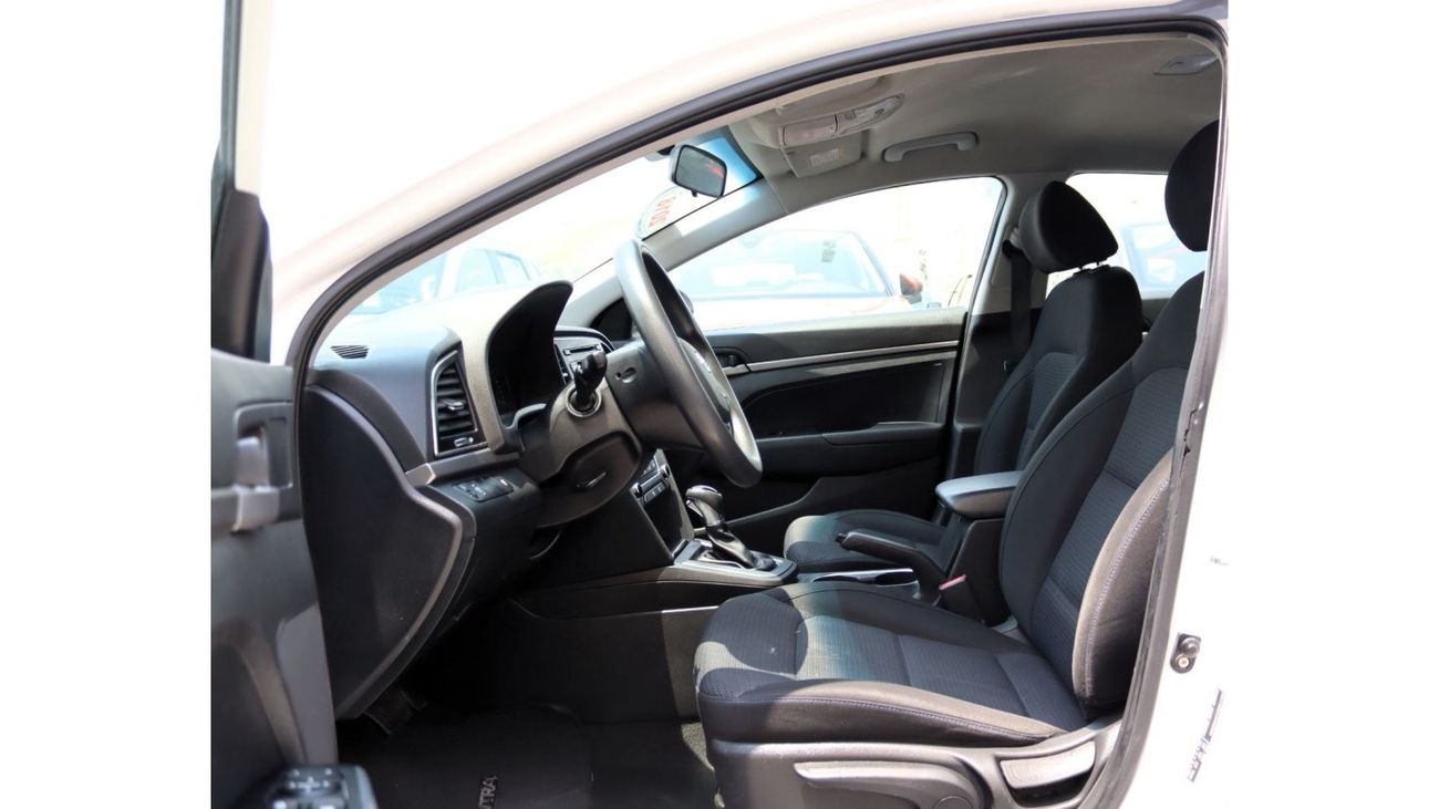 هيونداي إلانترا GL خالية من الحوادث - خليجي - مكينة 1600 سي سي - بحالة ممتازة من الداخل والخارج