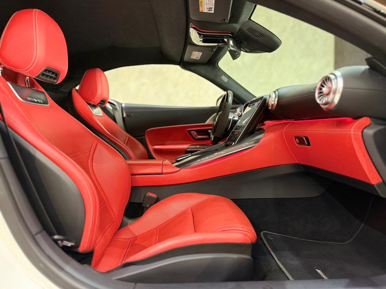 مرسيدس بنز SL 63 AMG Roadster SE Performance