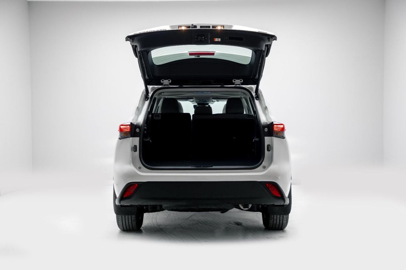 تويوتا هايلاندر GLE HEV 2.5L - Platinum White Pearl Inside Grey | Export Only