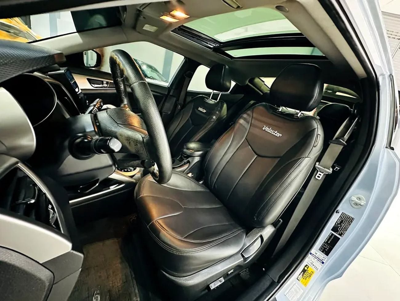 Hyundai Veloster GLS 1.6L