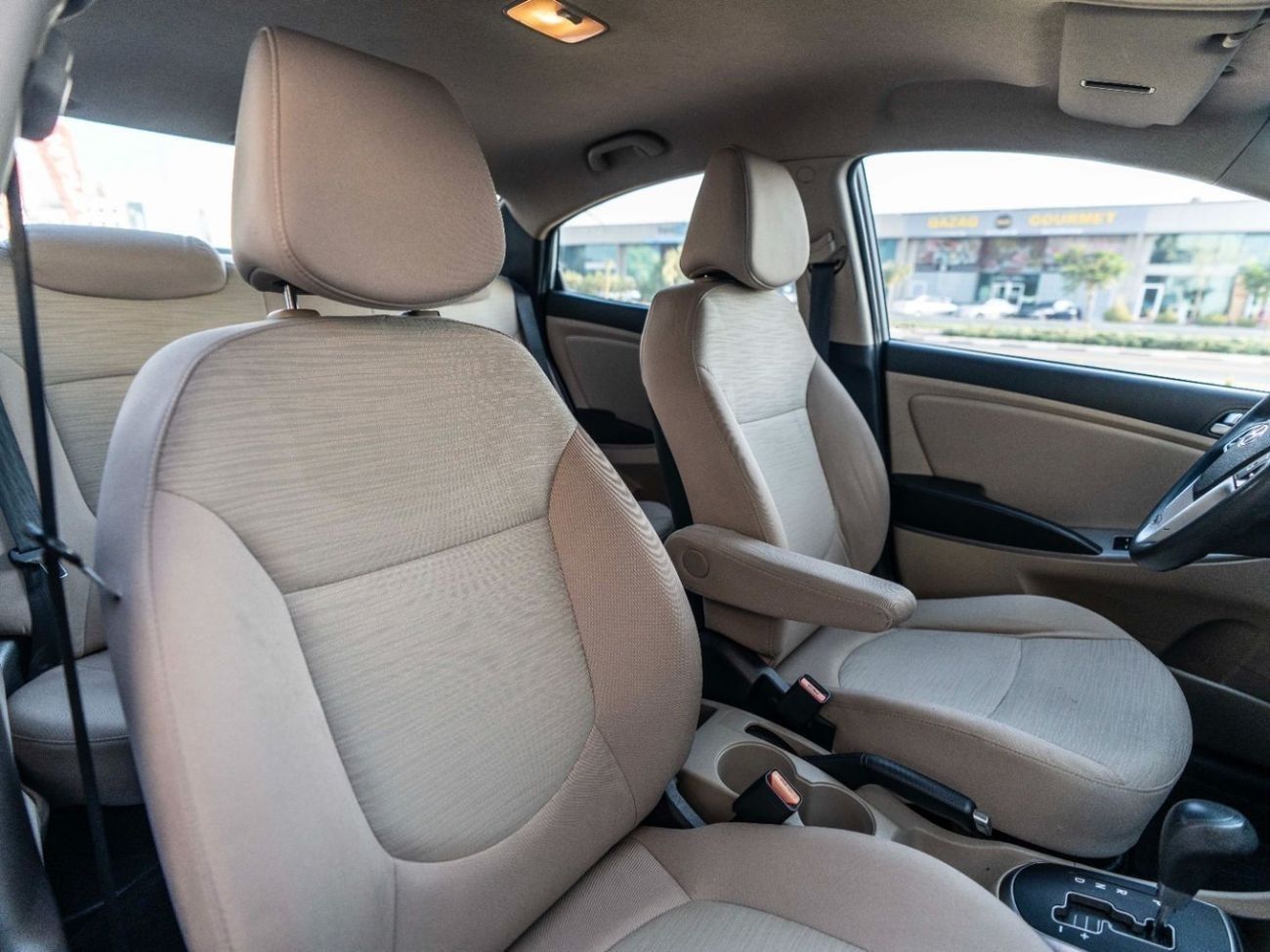 هيونداي أكسنت Base 1.6L (123 HP)