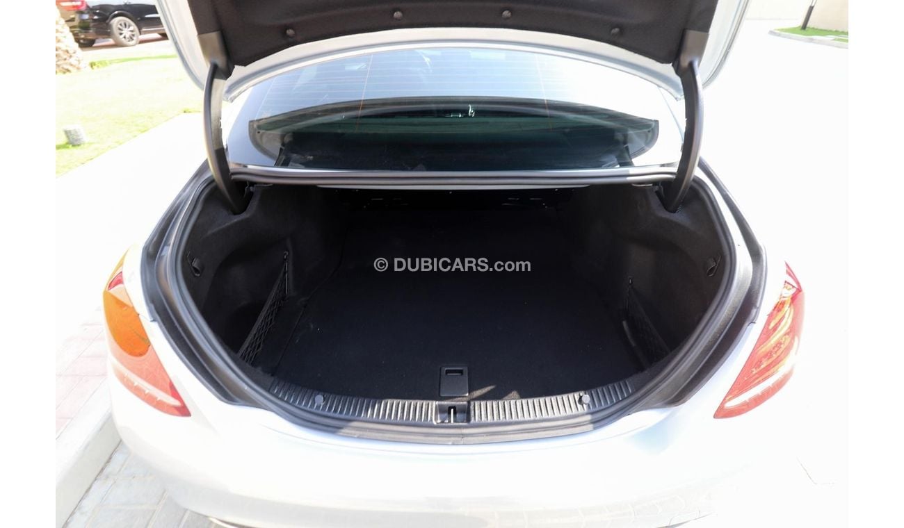 Mercedes-Benz C 200 W205