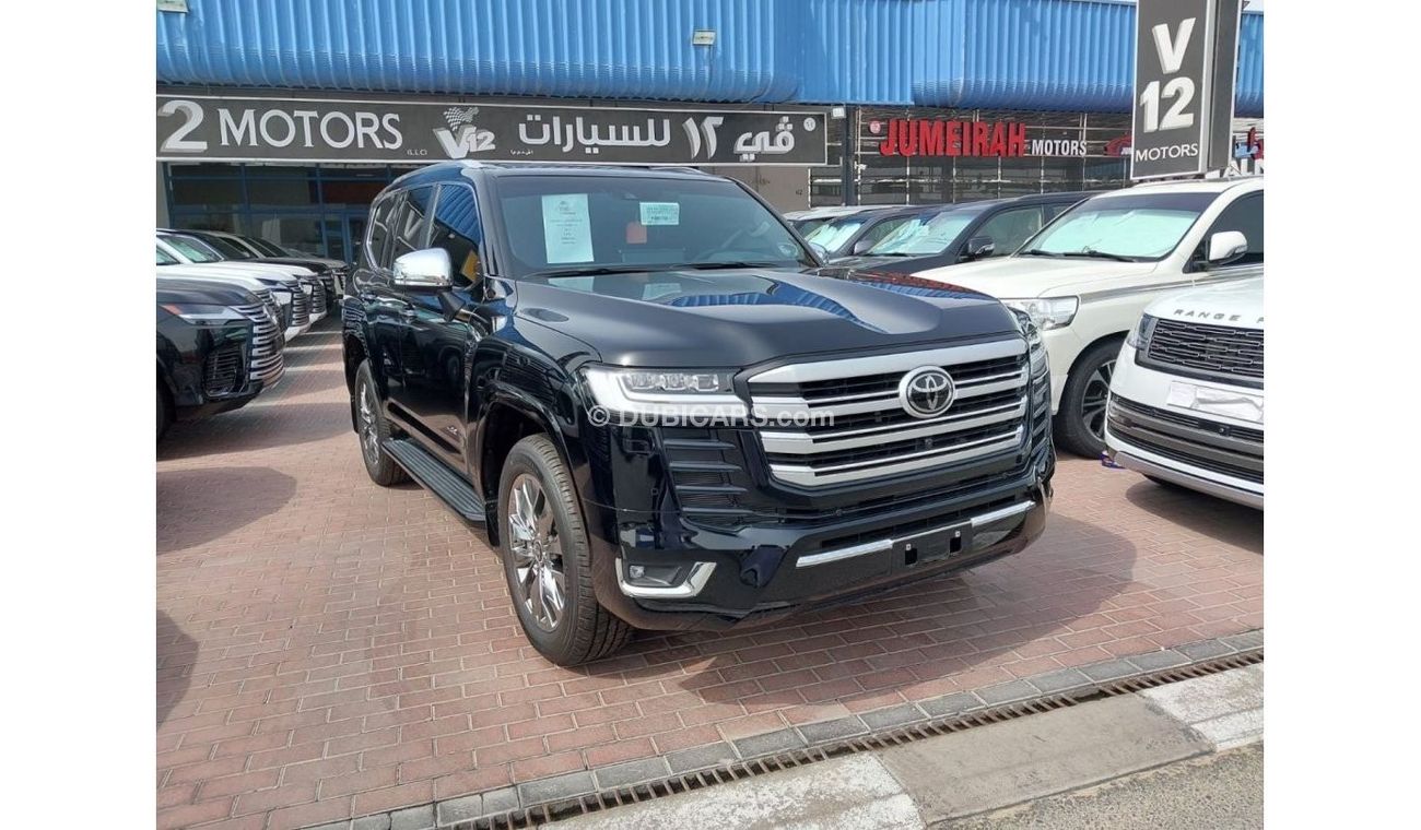 Toyota Land Cruiser VXR 3.5 TWINTURBO Al-Futtaim 4 Year warranty