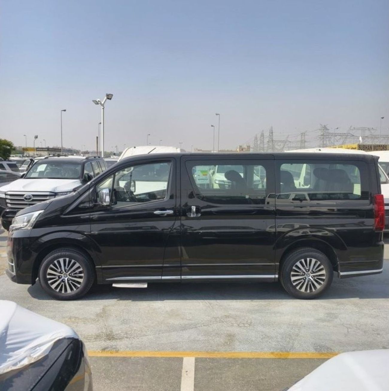 تويوتا جرافينا 2024 Toyota Granvia 3.5L 6 seater