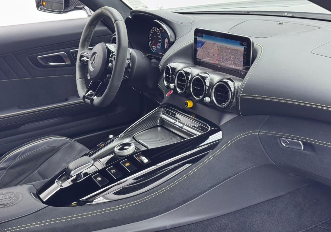 مرسيدس بنز AMG GTR 2021 Mercedes AMG GT R Coupe, 2027 Mercedes Warranty + Service Pack, Very Low Km, GCC