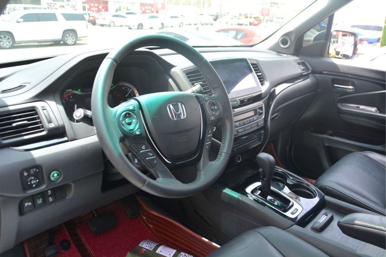 Honda Pilot EX-L Pilot best budget friendly SUV with great options.