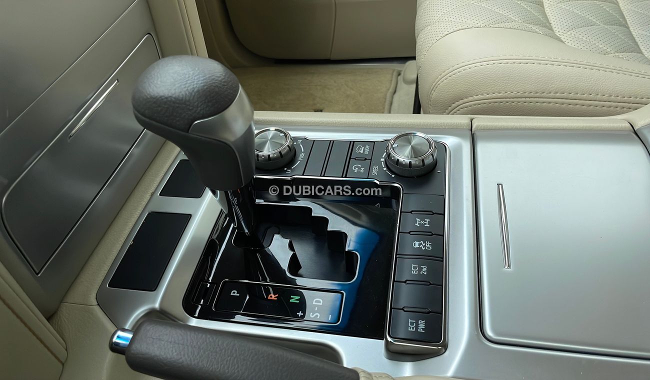 Toyota Land Cruiser GXR 4.6 | Under Warranty | Inspected on 150+ parameters