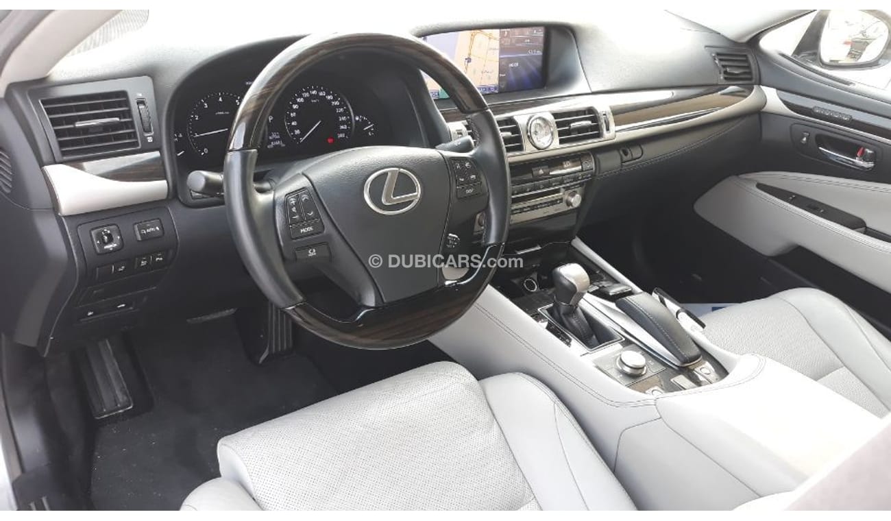 Lexus LS460 2014 American specs full options Low.mileage