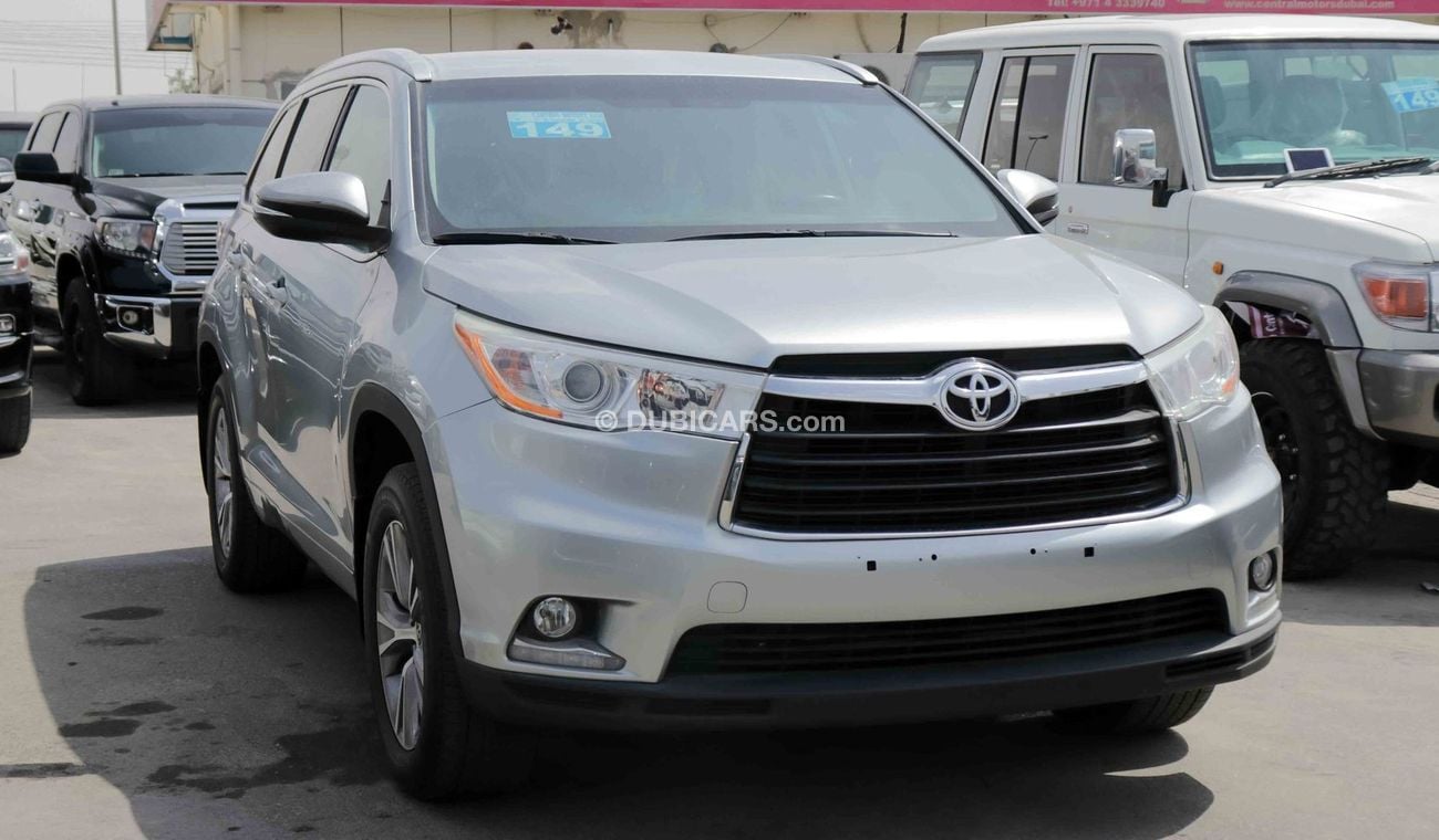 Used Toyota Highlander 2014 for sale in Dubai - 270143