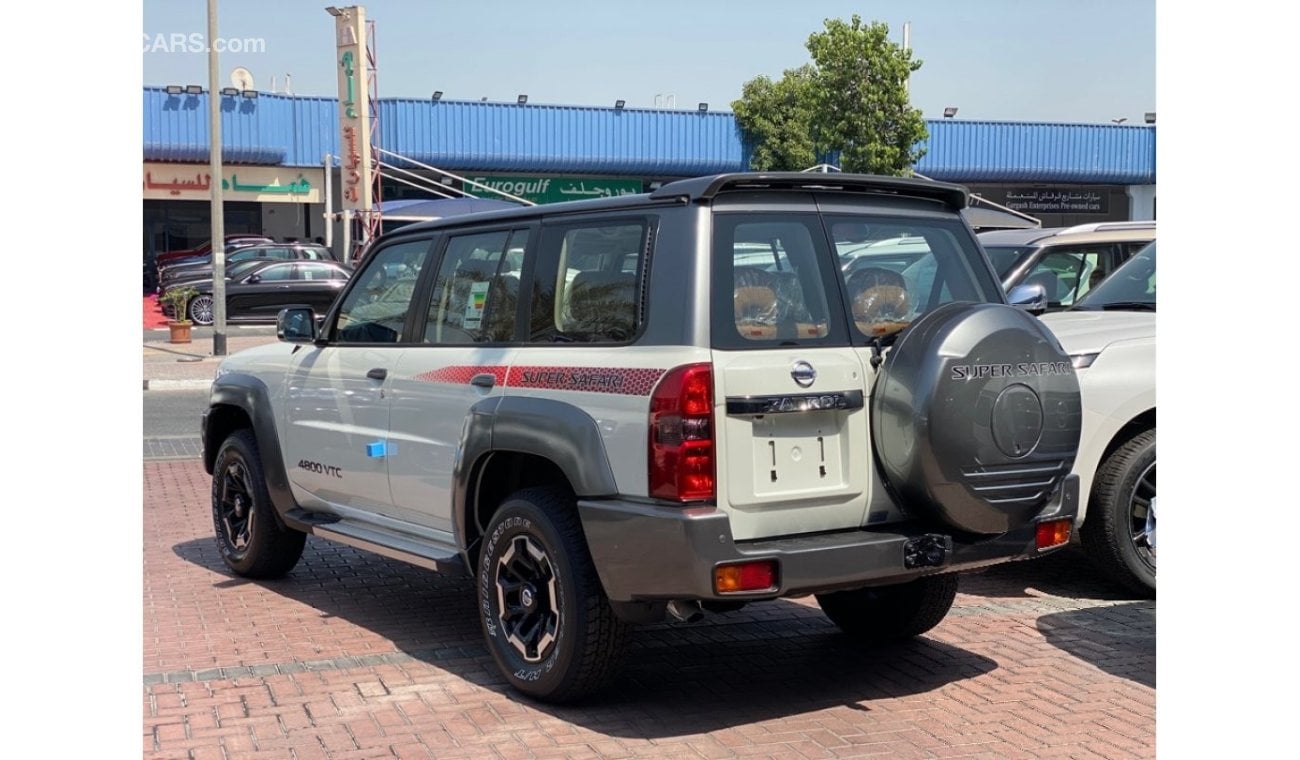 نيسان باترول سوبر سفاري Nissan Patrol Super Safari A/T 4Doors Gcc Export Only