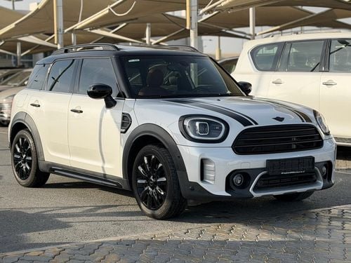 Mini Cooper Countryman Mini Cooper CountryMan / 2023 / GCC / Free Accident / Only 34,000Km