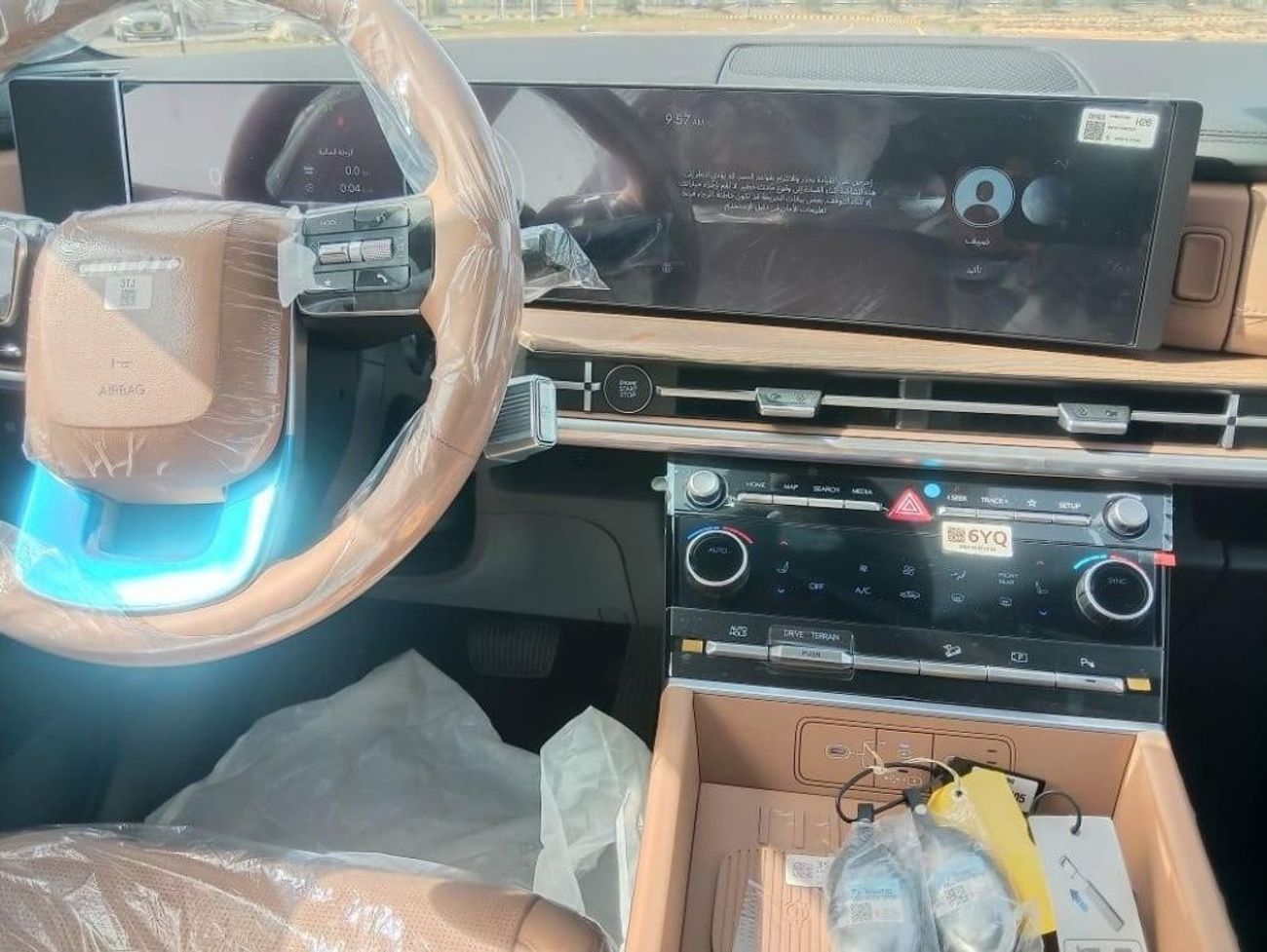 هيونداي سانتا في 2.5L PETROL 4WD LUXURY 2025