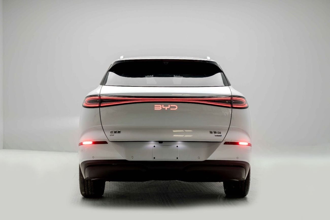 BYD Sealion 06 Navigation Plus - White Inside Black | Export Only