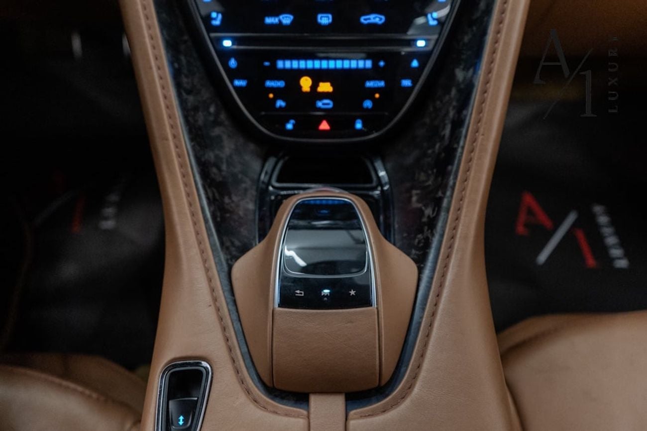 Aston Martin DBS 2019 Aston Martin DBS Superleggera, With Full Service History, Pristine Conditon, GCC Specs