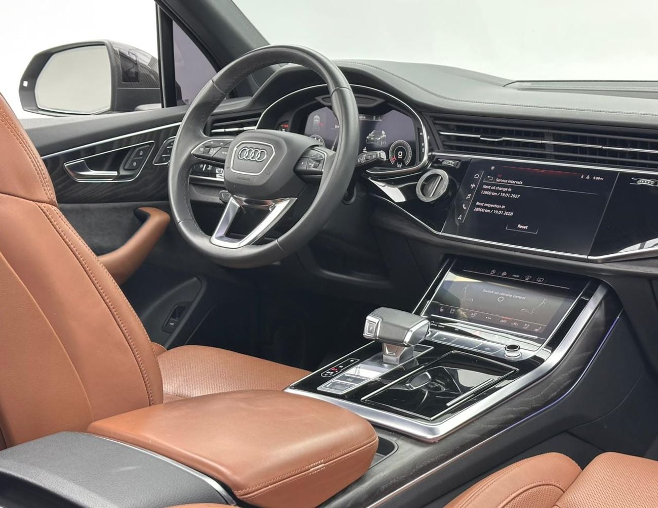 Audi Q7 55 TFSI quattro 3.0L 2021 Audi Q7 55 TFSI Quattro S-Line Black Edition, 1 Year Warranty Unlimited Km