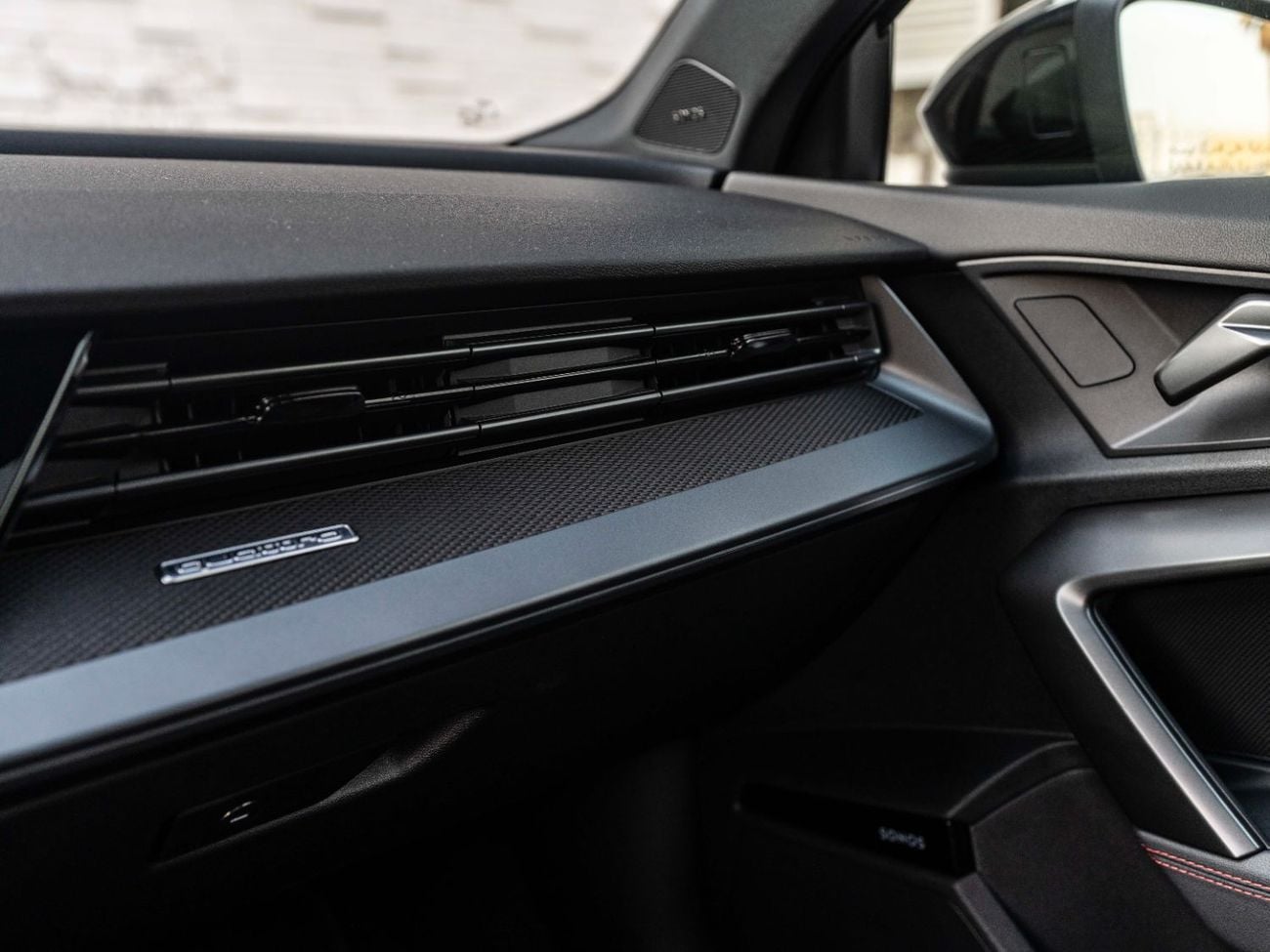 Audi RS3 TFSI quattro 2.5L Sportback