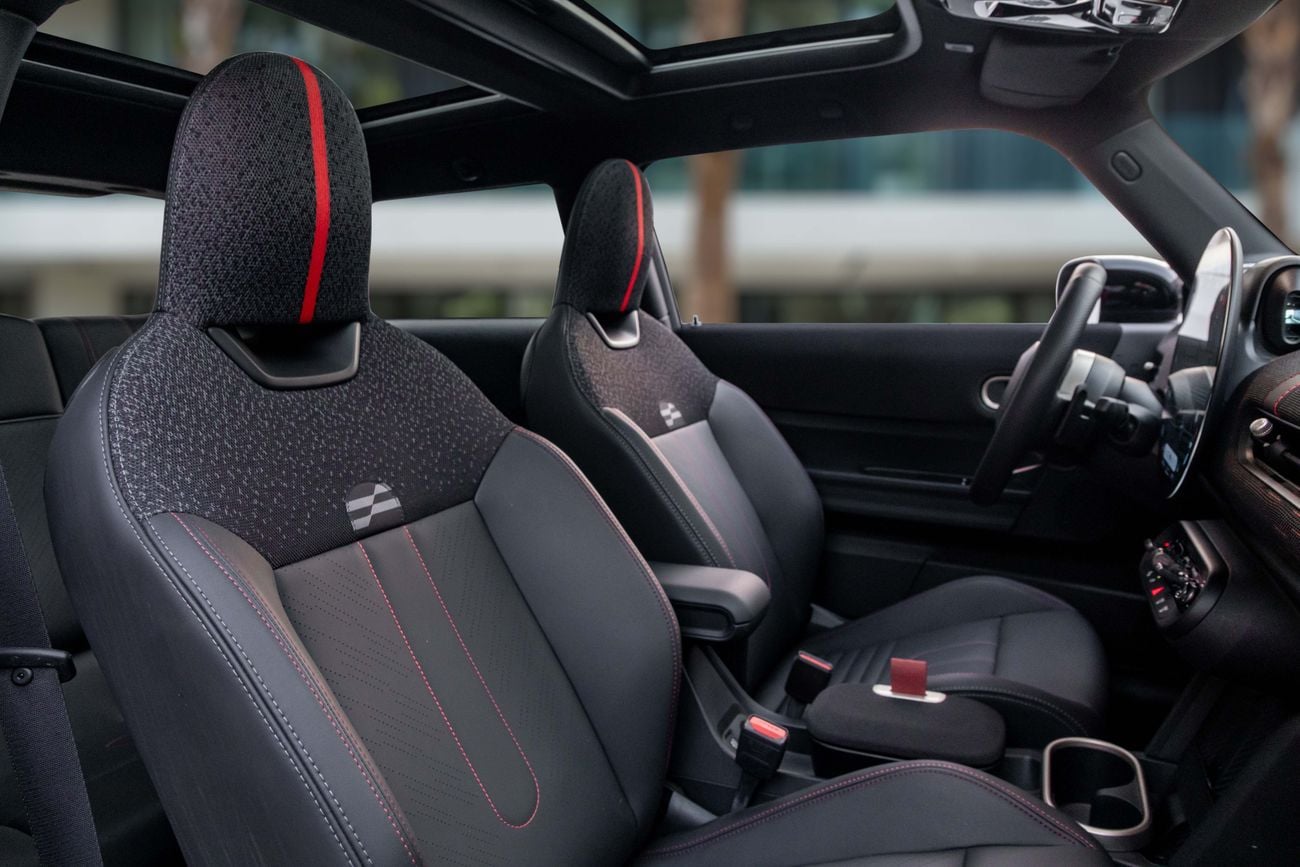 Mini Cooper Cooper S JCW Kit | 2,546 P.M | 0% Downpayment | Excellent Condition!
