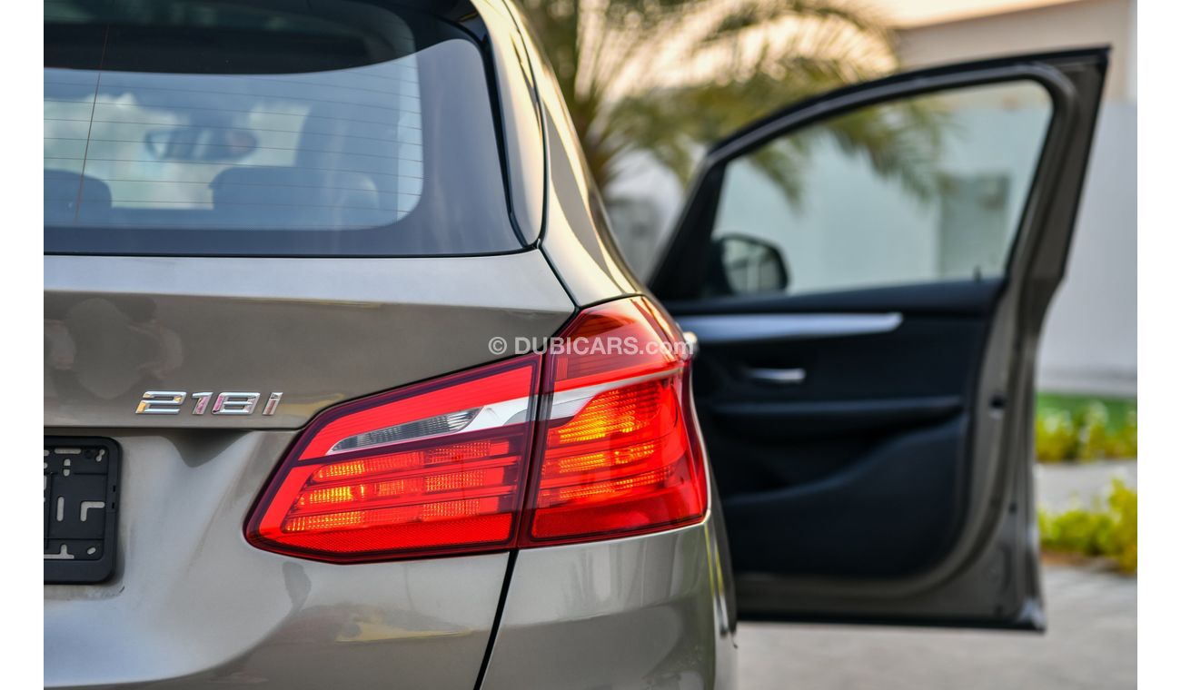 BMW 218i Active Tourer - Sat Nav, Panoramic Sunroof! Full BMW Service History - AED 1,253 Per Month - 0% DP