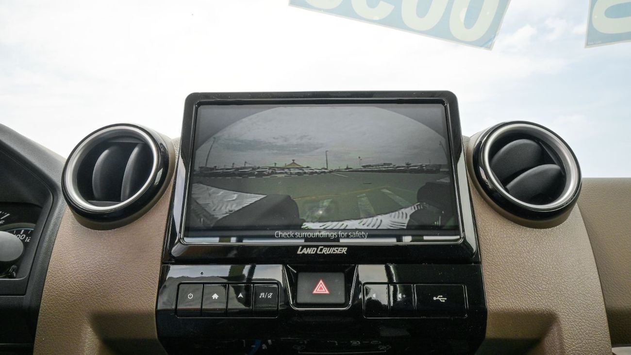 Toyota Land Cruiser 70 Toyota Land Cruiser LC79 LX G A/T - Beige - 2024 Brand New for Export