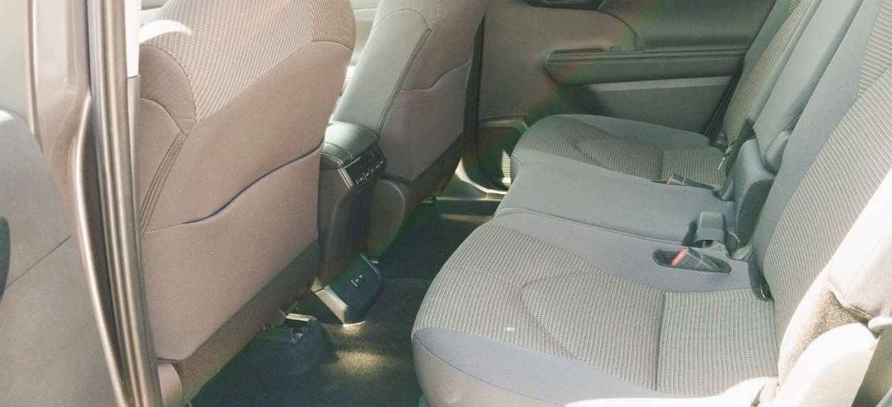 تويوتا هايلاندر Toyota Highlander GLE 2.5L Hybrid 2024YM