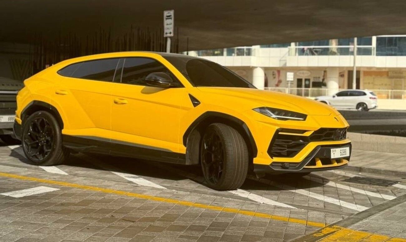 لامبورغيني اوروس 4.0T V8