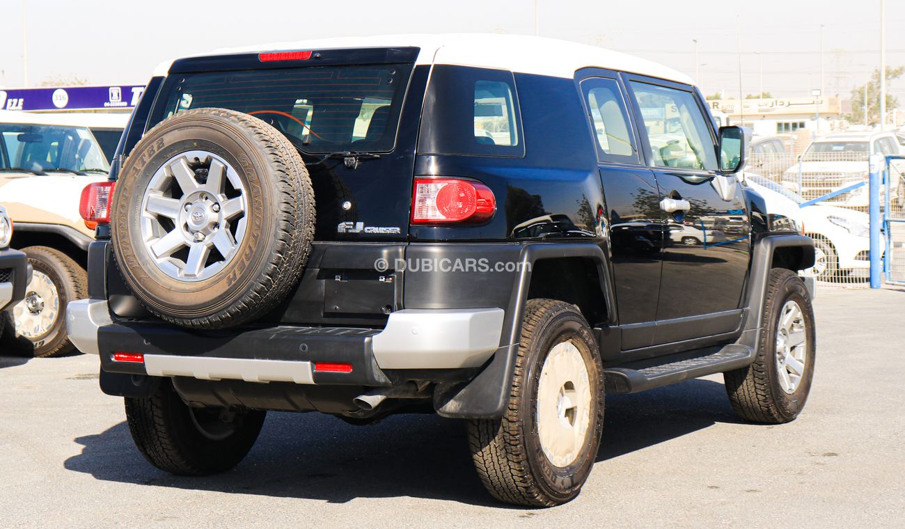 تويوتا إف جي كروزر 4.0L GXR 2020 MODEL