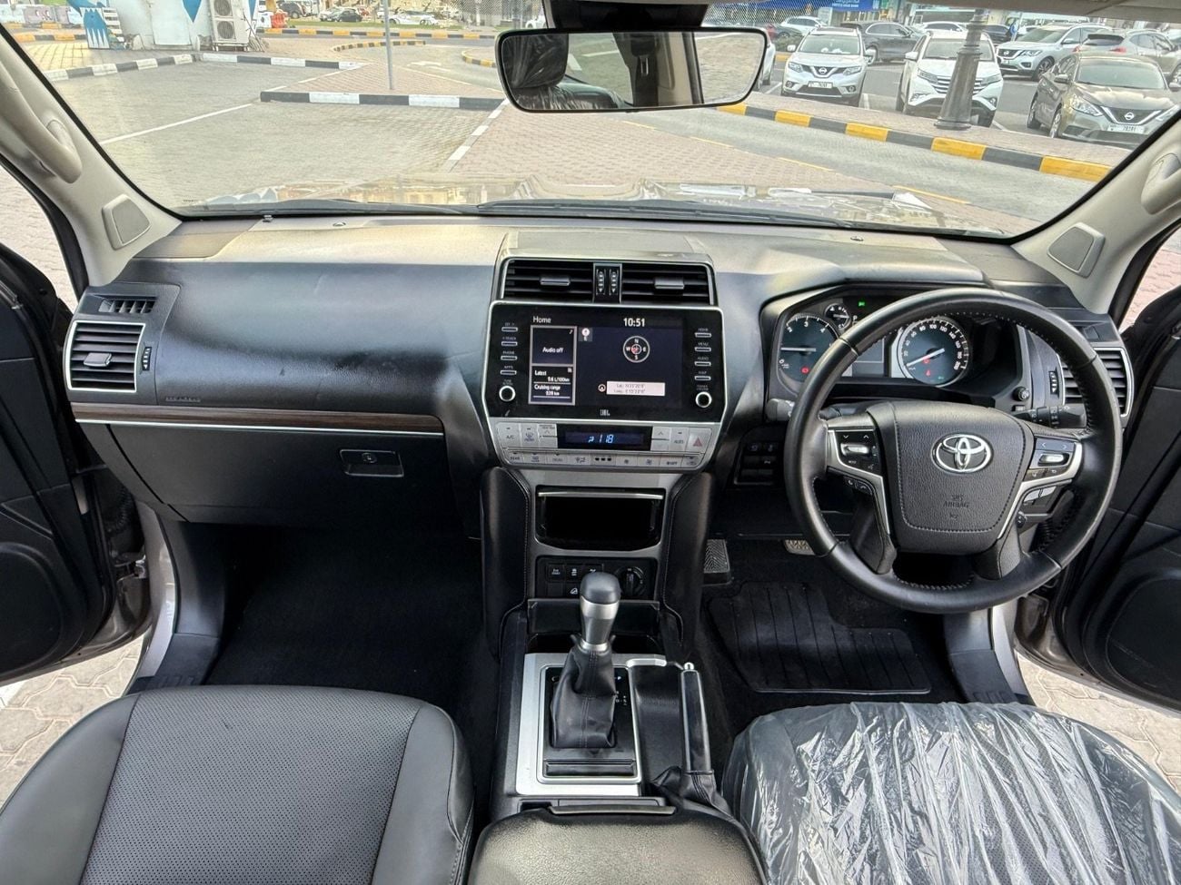 تويوتا برادو VX Full Option Right Hand Drive