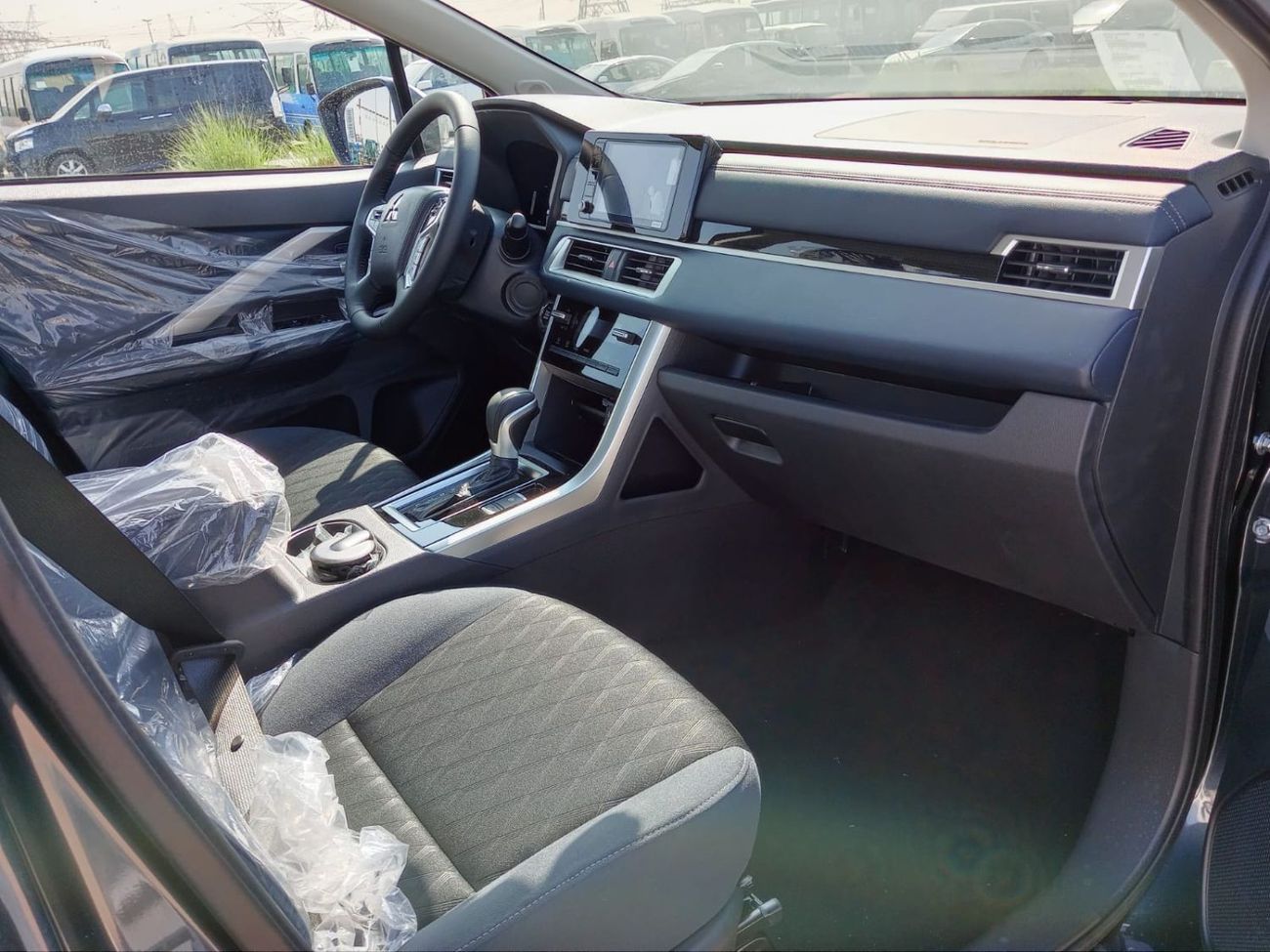 Mitsubishi Xpander Cross 2024 FWD 1.5L Gasoline SUV ,  7 Seats grey color