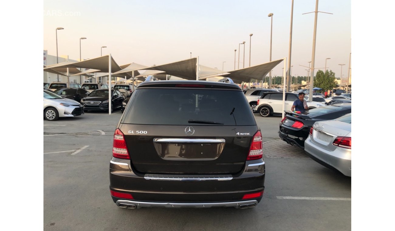 Mercedes-Benz GL 500 Mercedes Benz GL500 MODEL 2012 GCC car perfect condition full option