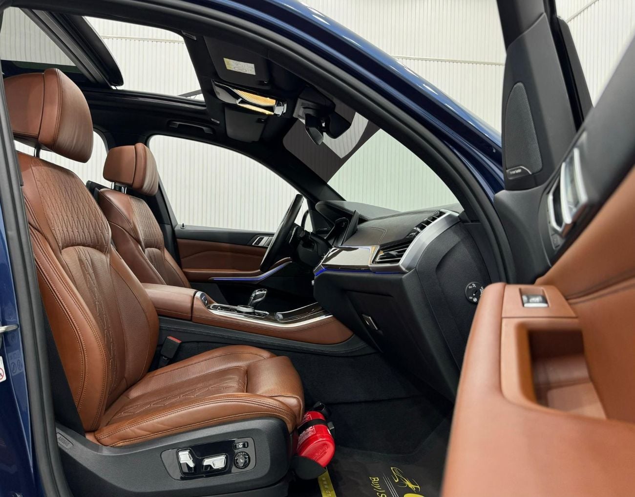 BMW X5 50i M Sport 4.4L 2019 BMW X5 xDrive50i M-Sport, 2024 BMW Warranty, 2027 BMW Service Pack, Full Optio