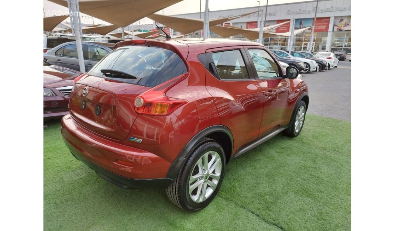 Nissan Juke NISSAN JUK MODEL 2014 GCC RED COULOUR VERY CONDITION