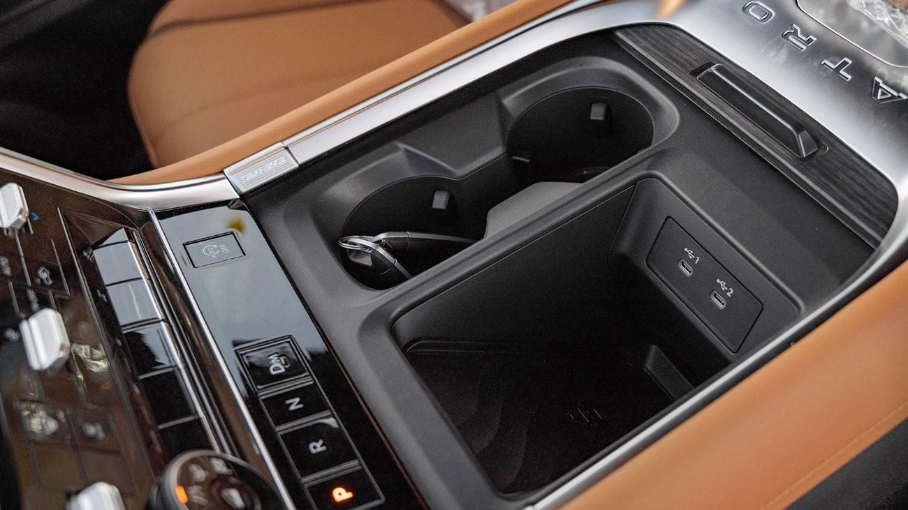 نيسان باترول 2026 Nissan Patrol Titanium 3.5L Twin Turbo AT Petrol (Black-Tan)