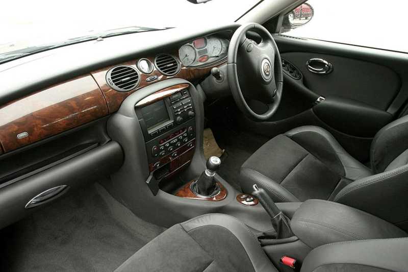MG ZT interior - Cockpit