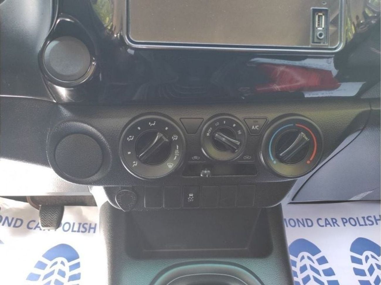 تويوتا هيلوكس Toyota Hilux 2020 single 4×2 manual petrol