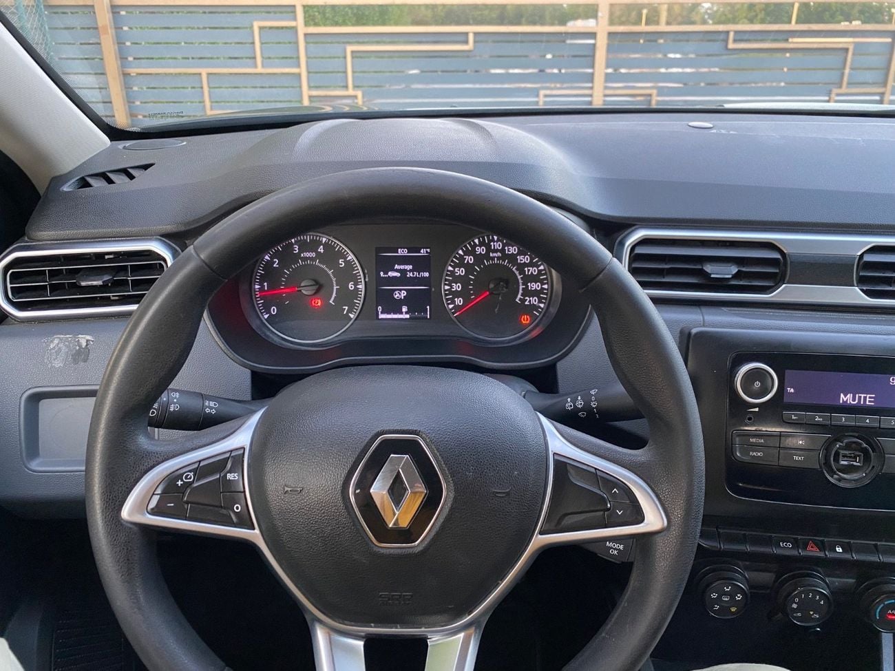 Renault Duster LE