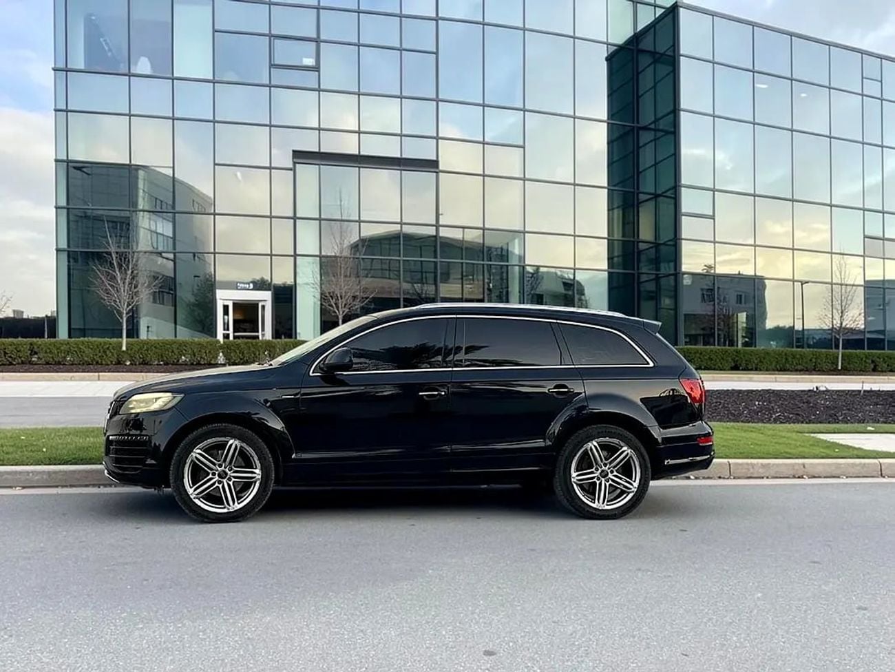 Audi Q7 3.0 TFSI Quattro Tiptronic - GCC Specs