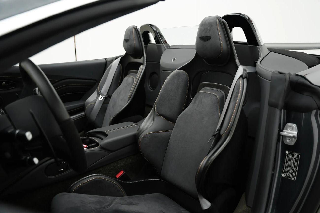 Aston Martin Vantage