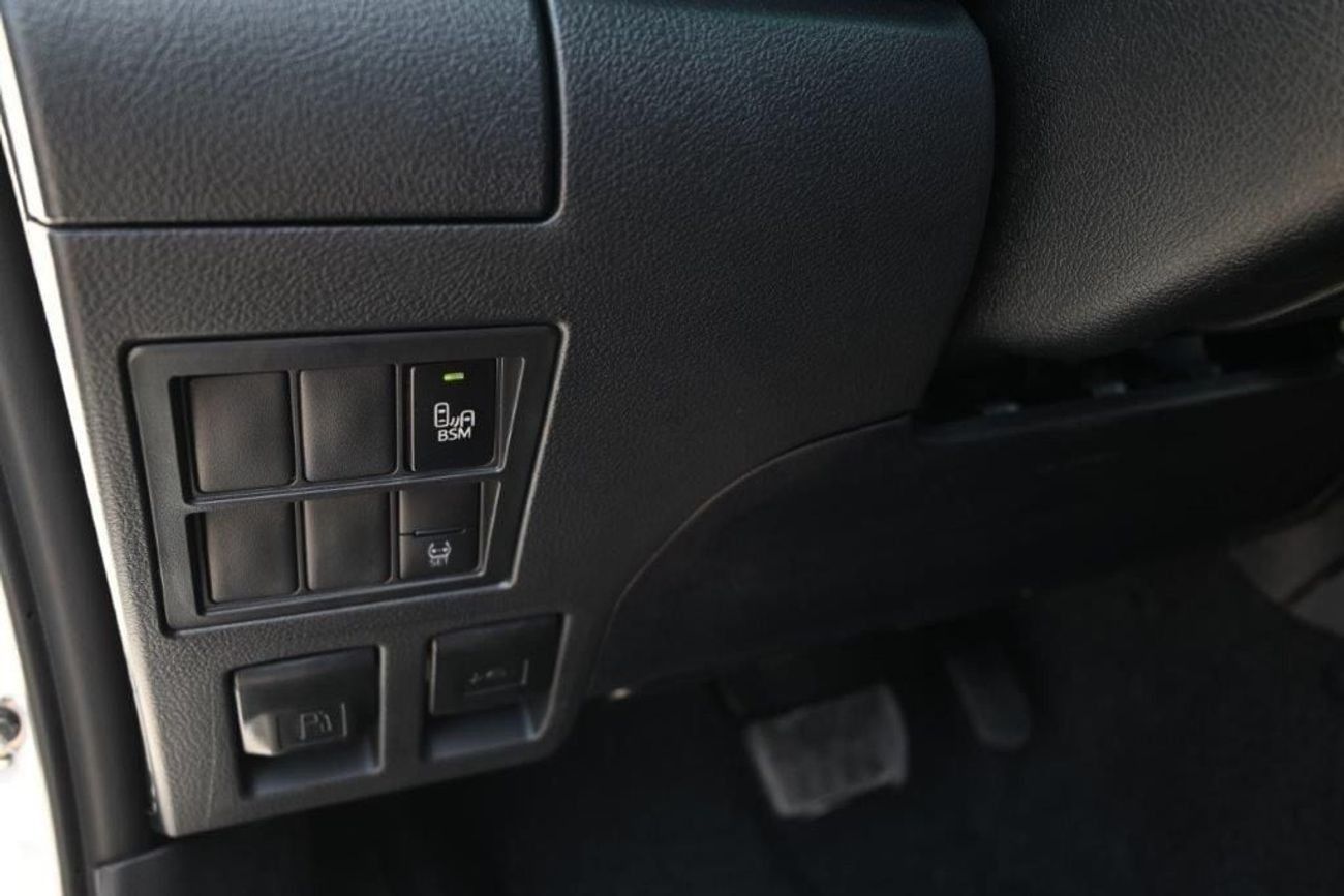 Toyota Hilux 2025 MODEL TOYOTA HILUX DOUBLE CAB PICKUP GLX 2.7L PETROL 4WD AUTOMAT