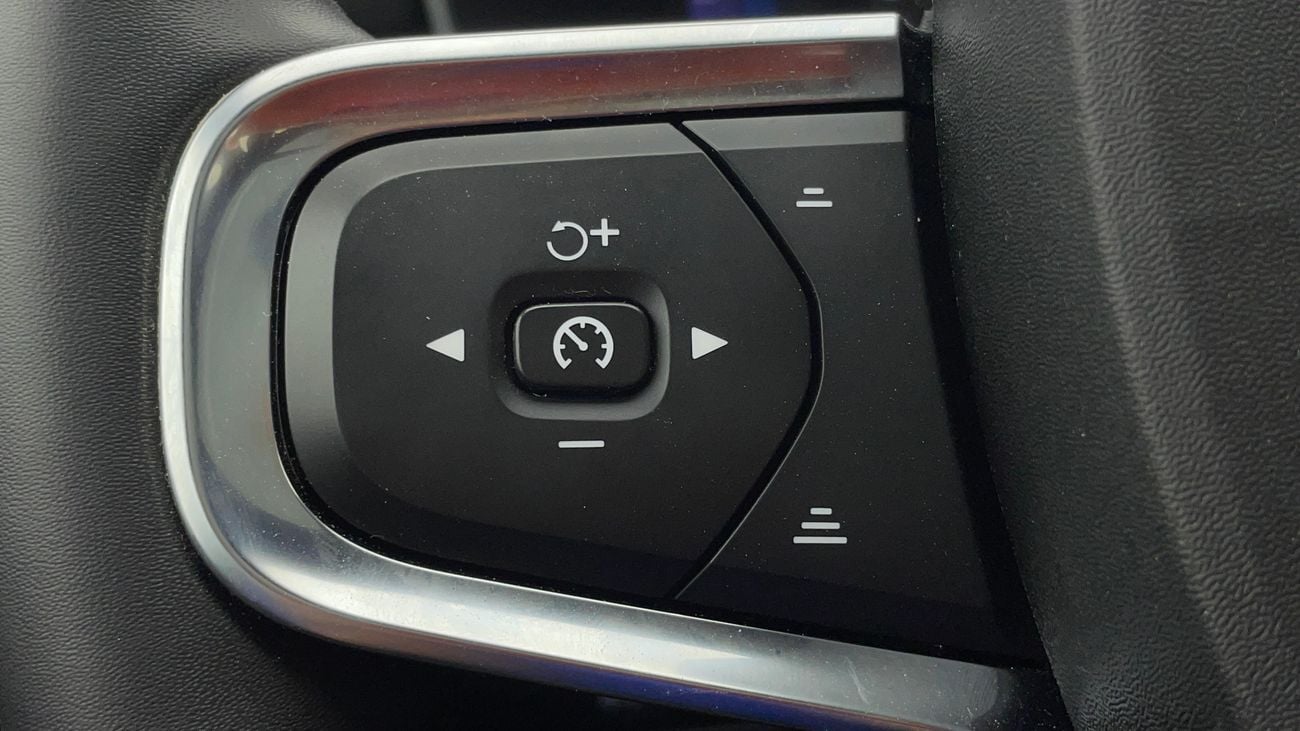 Volvo XC40 B4 ULTIMATE DARK 2 | Zero Down Payment | Home Test Drive