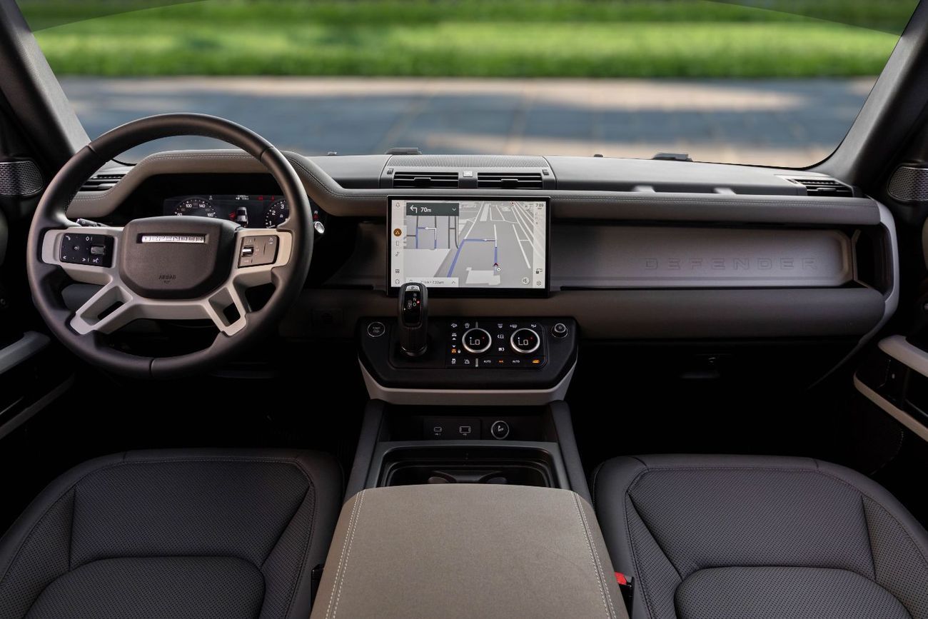 Land Rover Defender 110 HSE | 5,875 P.M  | 0% Downpayment | Agency Warranty + Service!