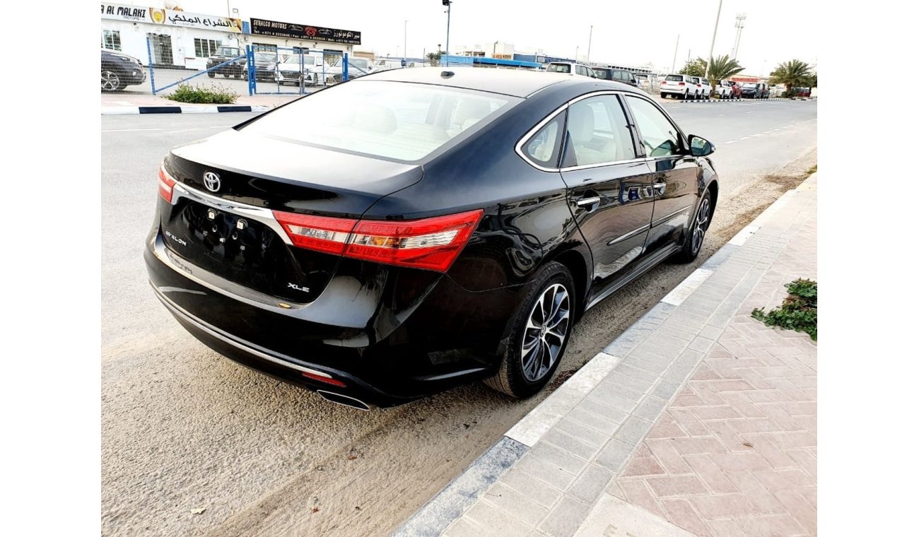 Toyota Avalon XLE Full Option US Specs