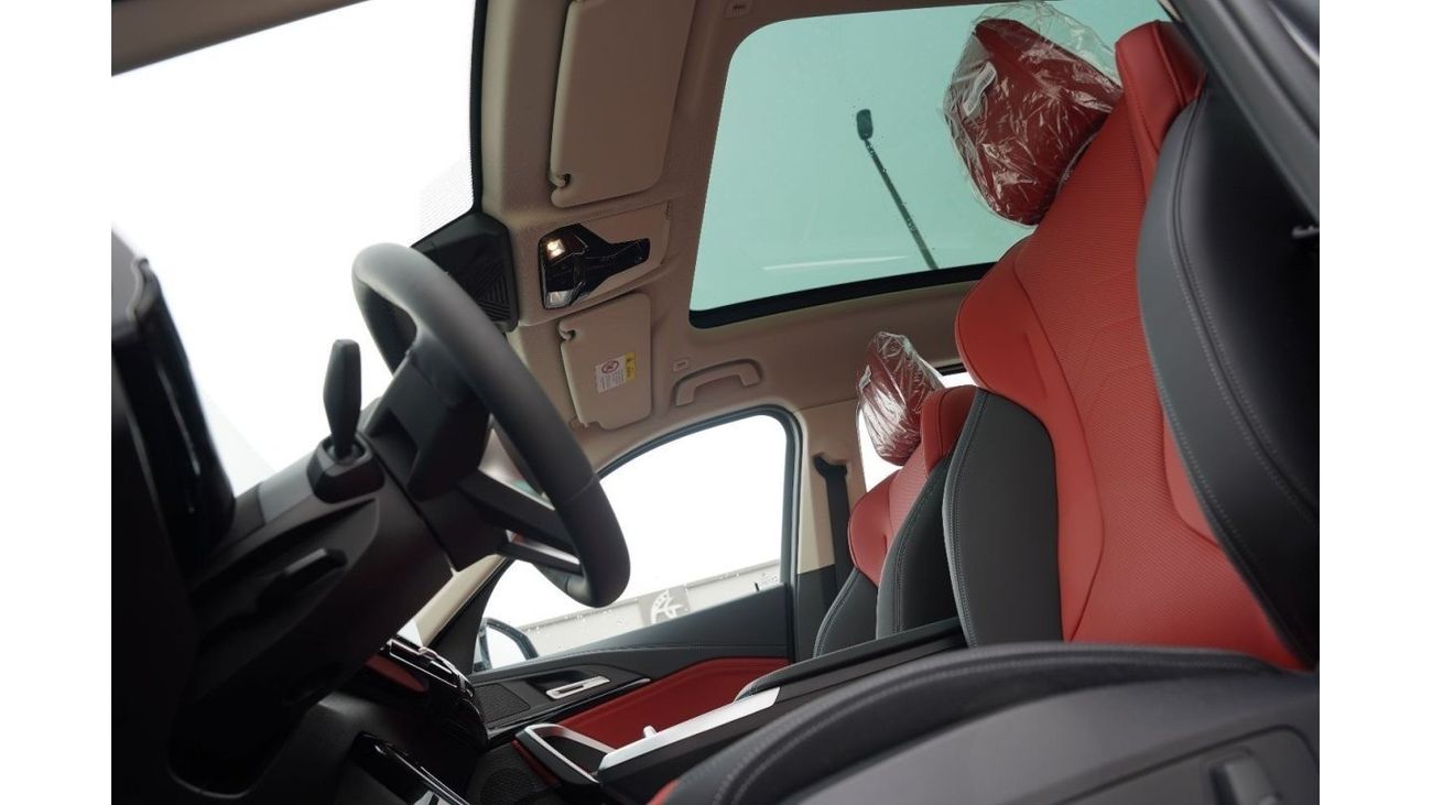 BMW X1 2024 BMW X! S-Drive 20 i Gray Night Edition 0Km