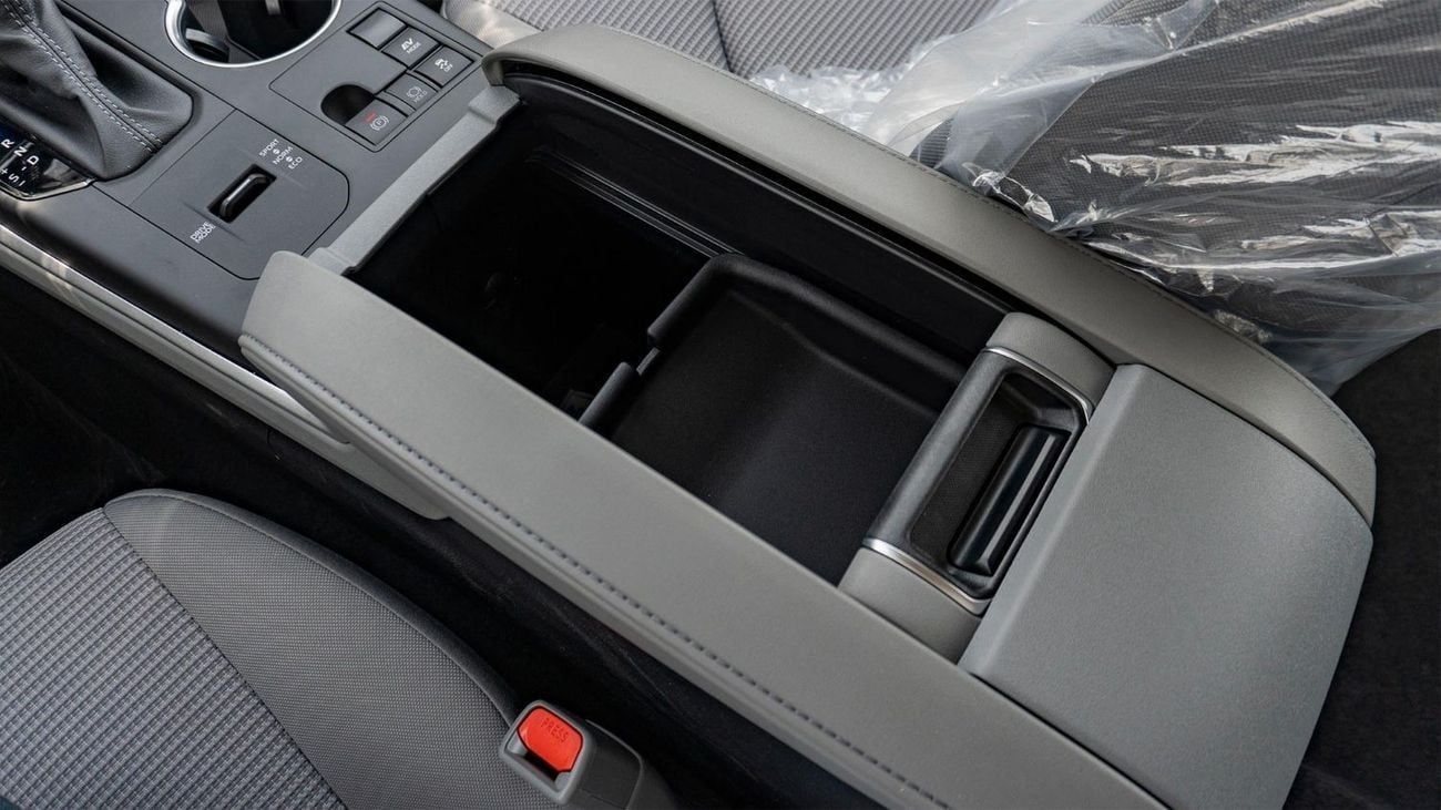 Toyota Highlander 2025 Toyota Highlander LE 2.5 HEV AT - Silver