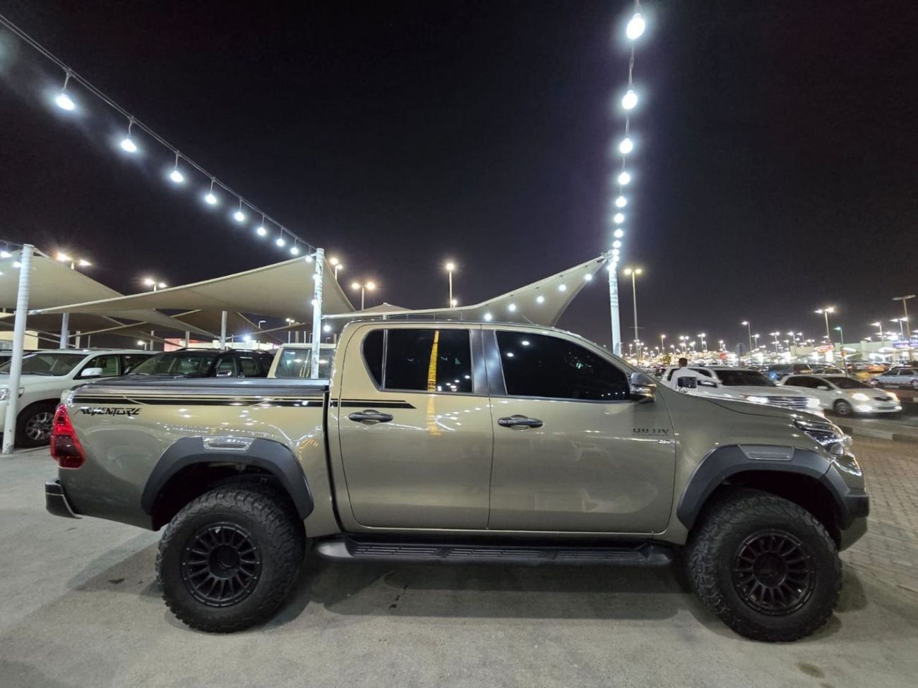 Toyota Hilux Adventure 4.0L TOYOTA HILUX ADVENTURE 2021 GCC V6 ENGINE 4.0L clean car no any work required just bu