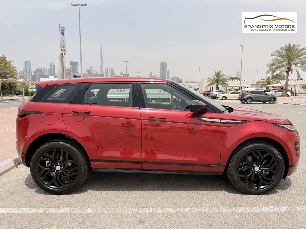 لاند روفر رانج روفر إيفوك P200 R-Dynamic SE 2.0L