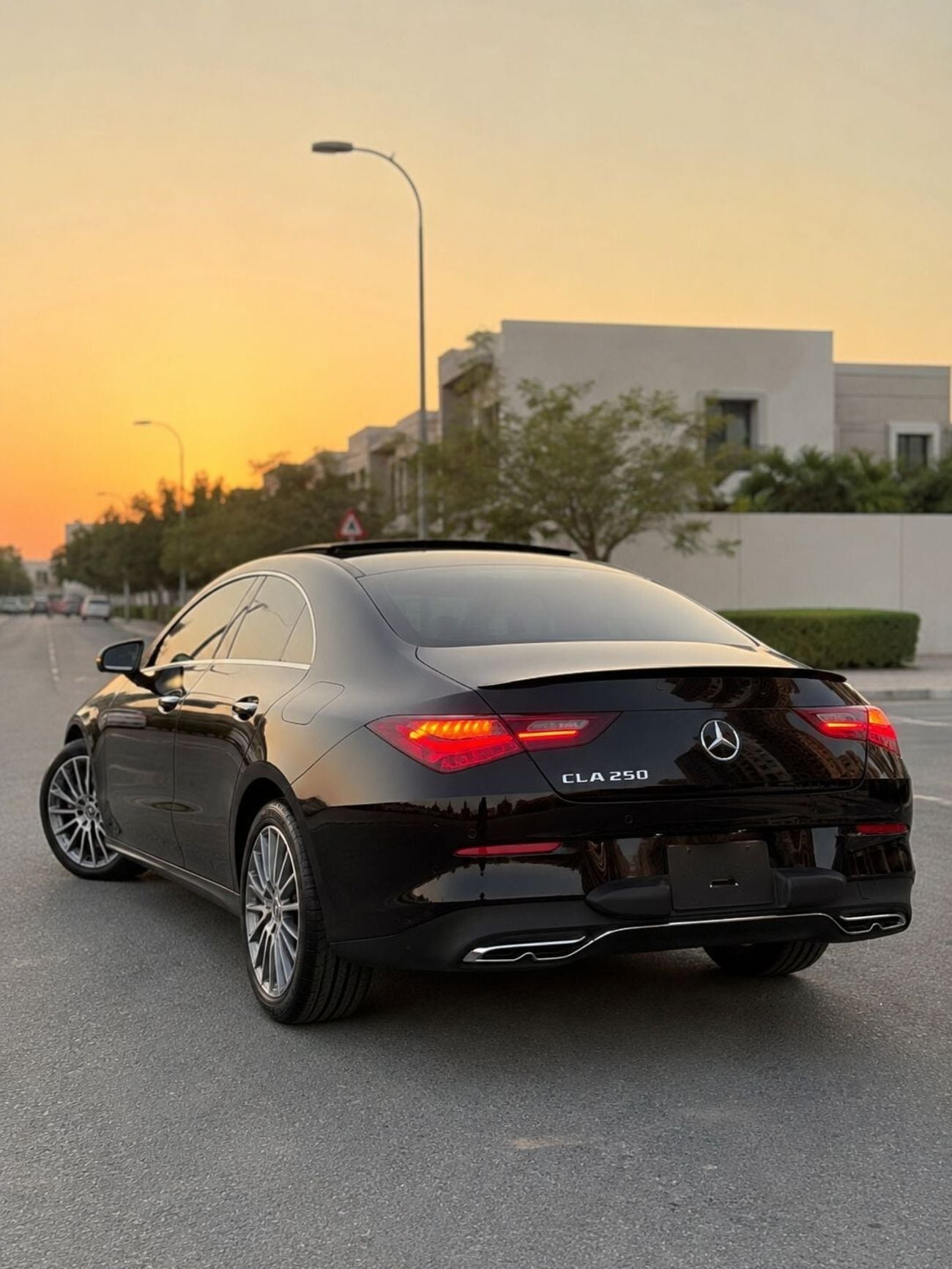 مرسيدس بنز CLA 250 PREMIUM