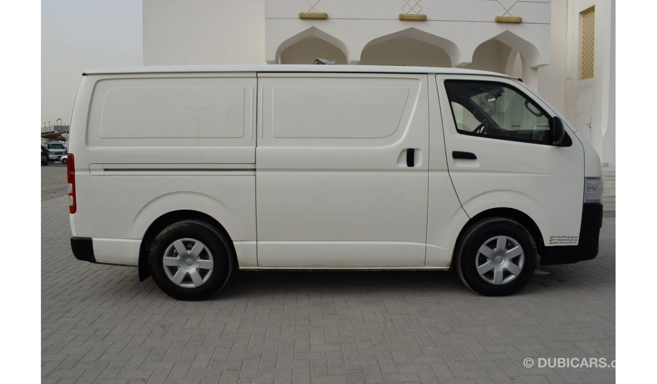 Toyota Hiace GL - Standard Roof Toyota Hiace std roof delivery van, model:2015. Excellent condition